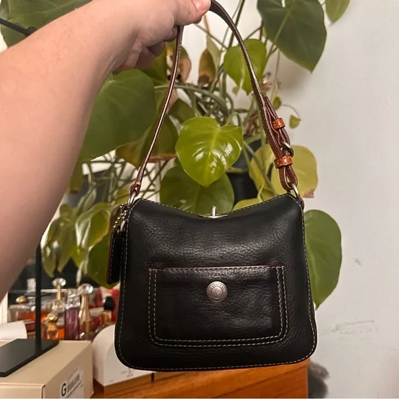 Y2K Coach mini Chelsea  Black Leather Bag - Picture 5 of 8